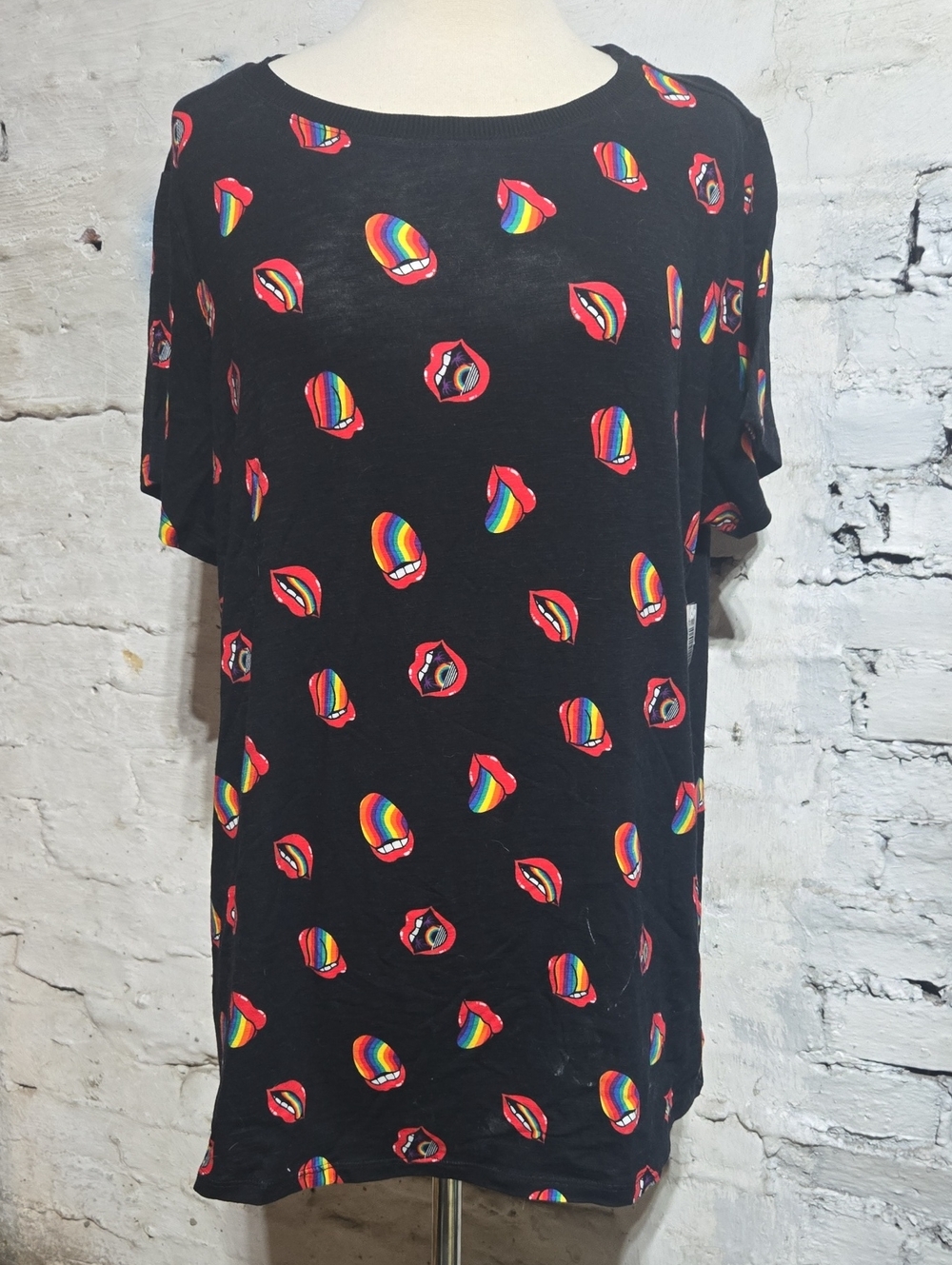 torrid Black Tee with Rainbow Lips Print
